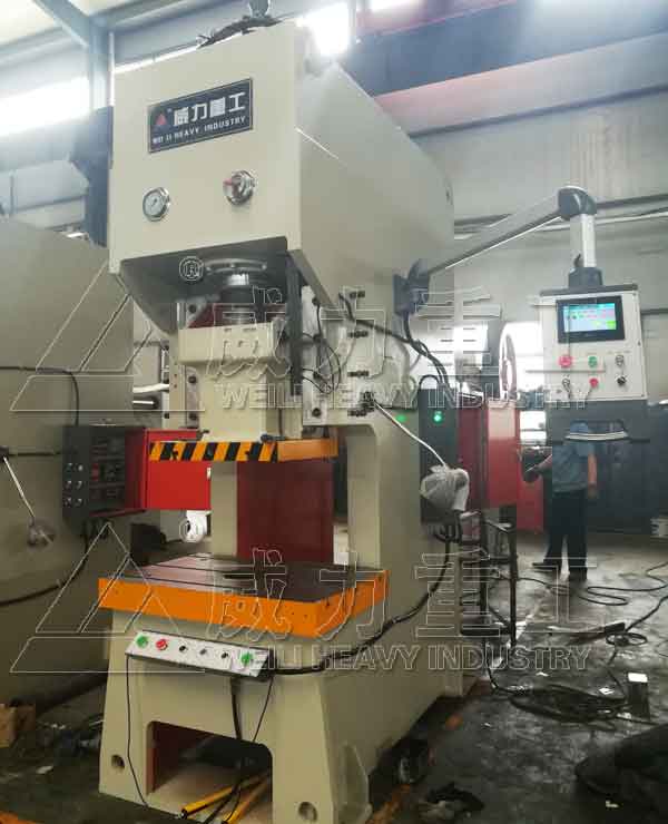 拉伸成型專用100噸液壓沖床如何實(shí)現(xiàn)拉伸功能?